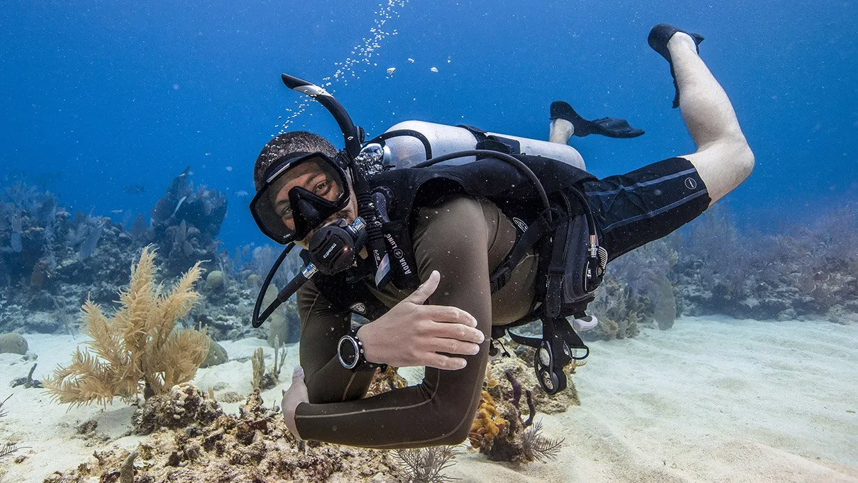 PADI ReActivate - Diver on Reef