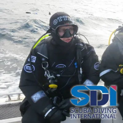 SDI Dry Suit Diver Course